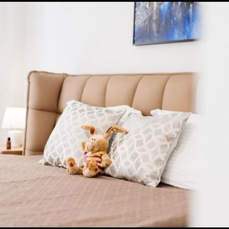 Brand New Apartment Nearby Metro Atena Exterior foto