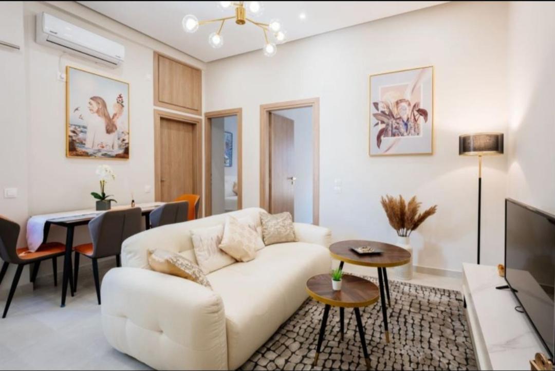 Brand New Apartment Nearby Metro Atena Exterior foto