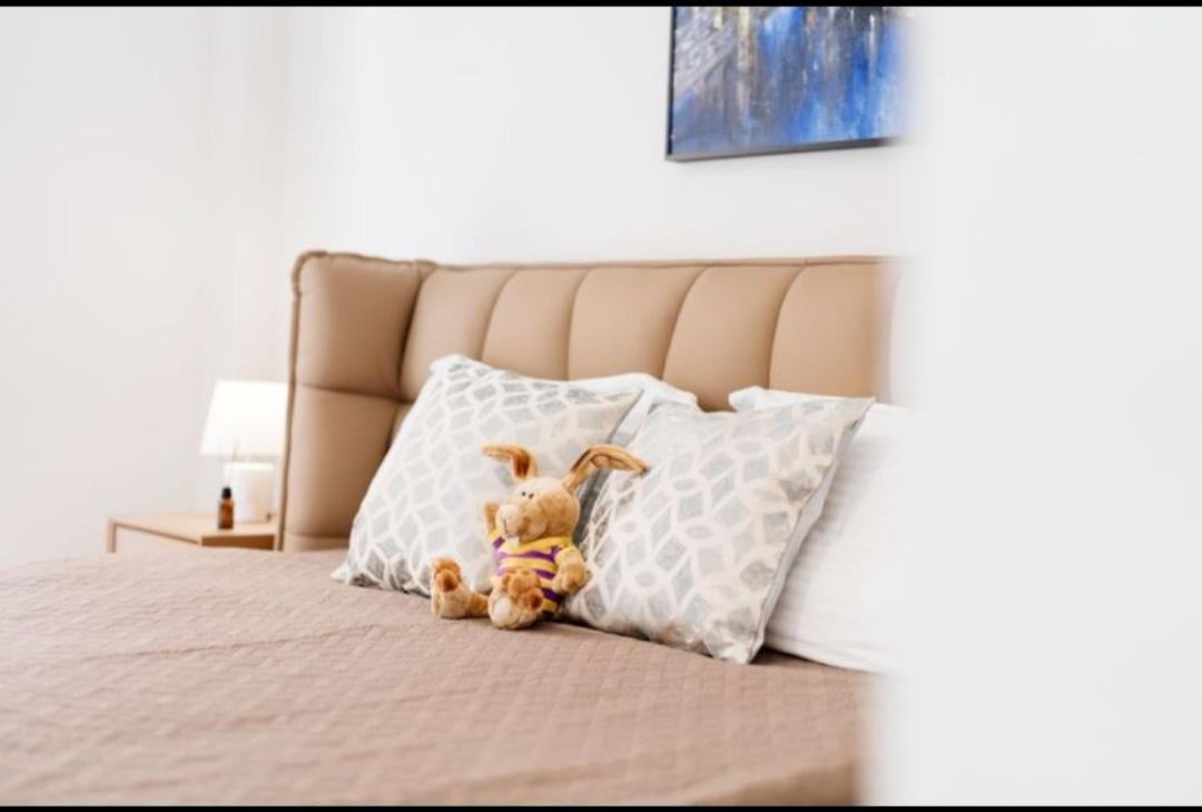 Brand New Apartment Nearby Metro Atena Exterior foto